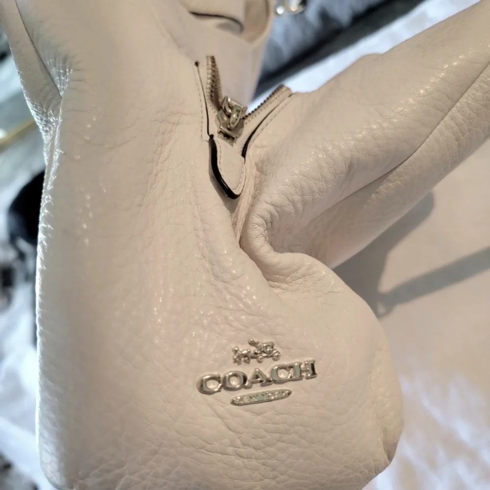 Coach bag - Picture 1 of 11